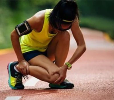Prevenció de fractures d'estrès en atletes mitjançant l'índex biomecànic AHI: com les dades del p...